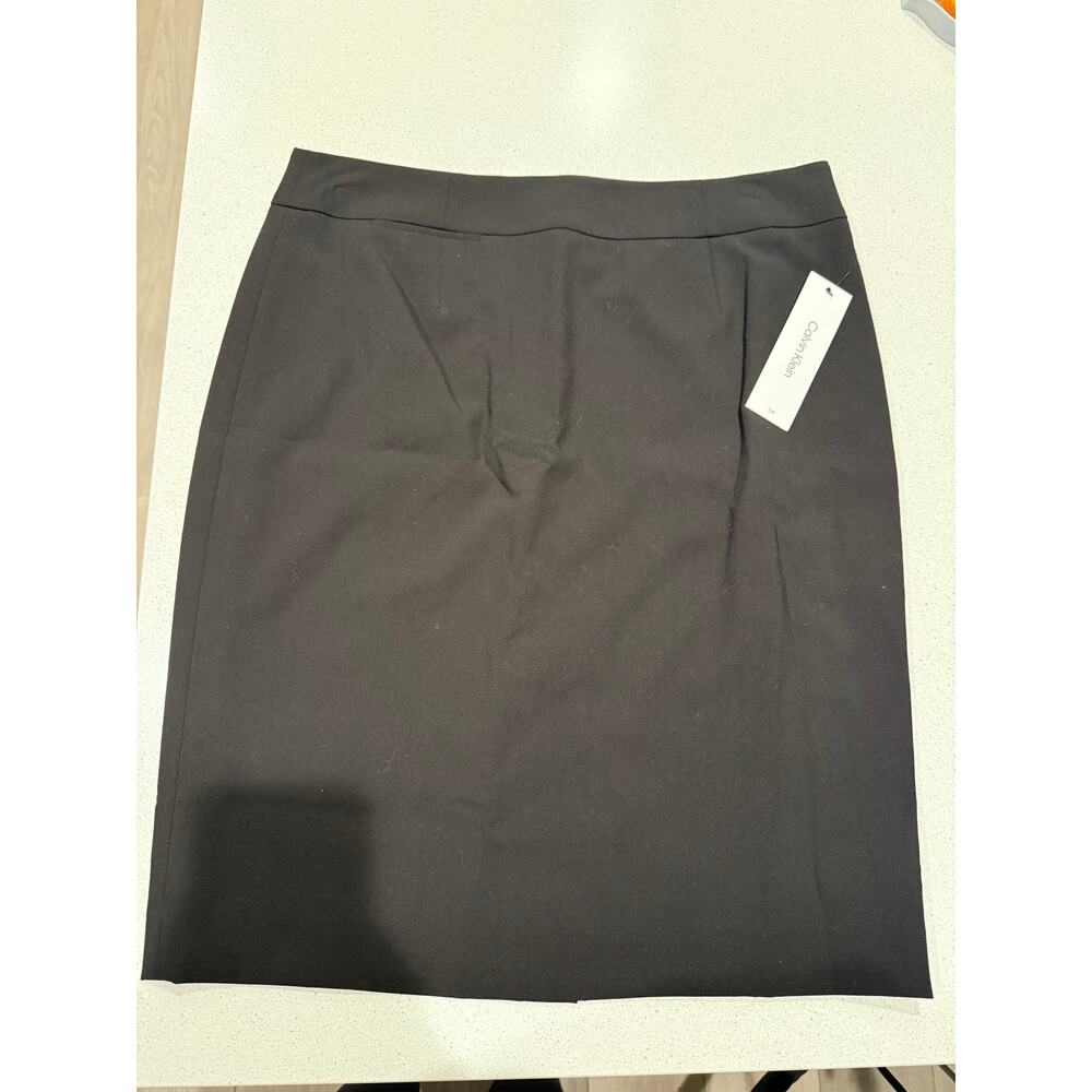 Calvin Kleinโ Pencil Skirt in Black Size 12 NWT
